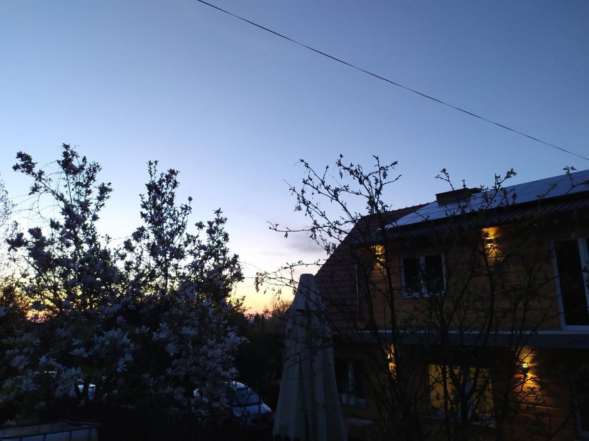 Noclegi Lesniczowka W Lanckoronie Lanckorona Kültér fotó